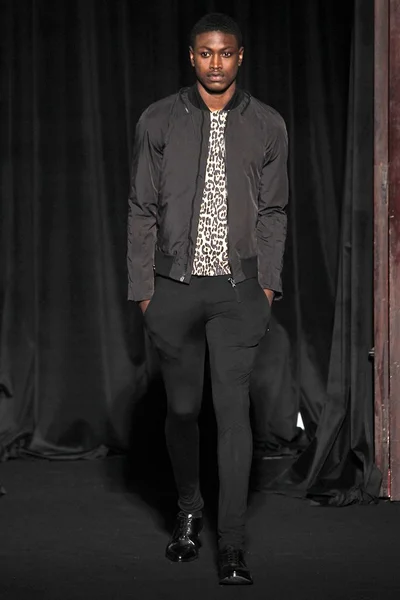 Look 31